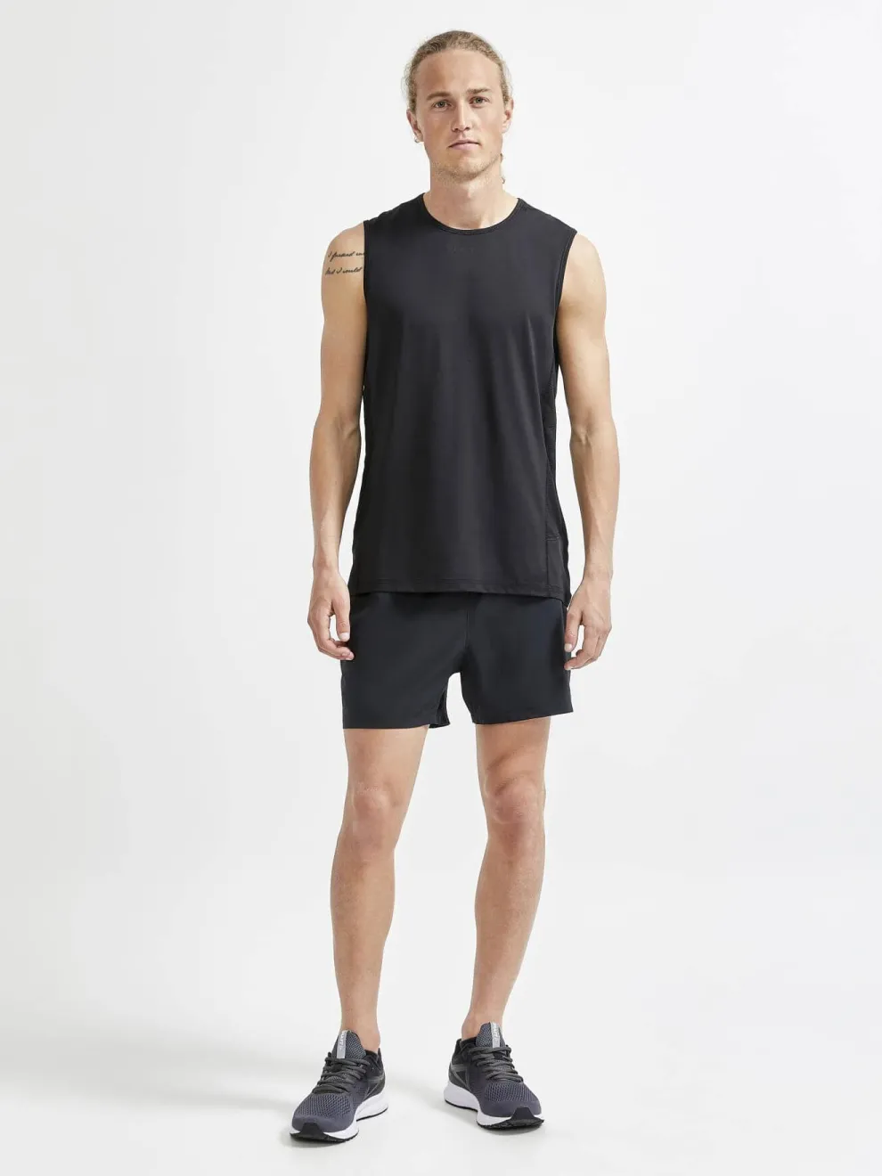 MEN'S ADV ESSENCE SINGLET TRAINING TEE