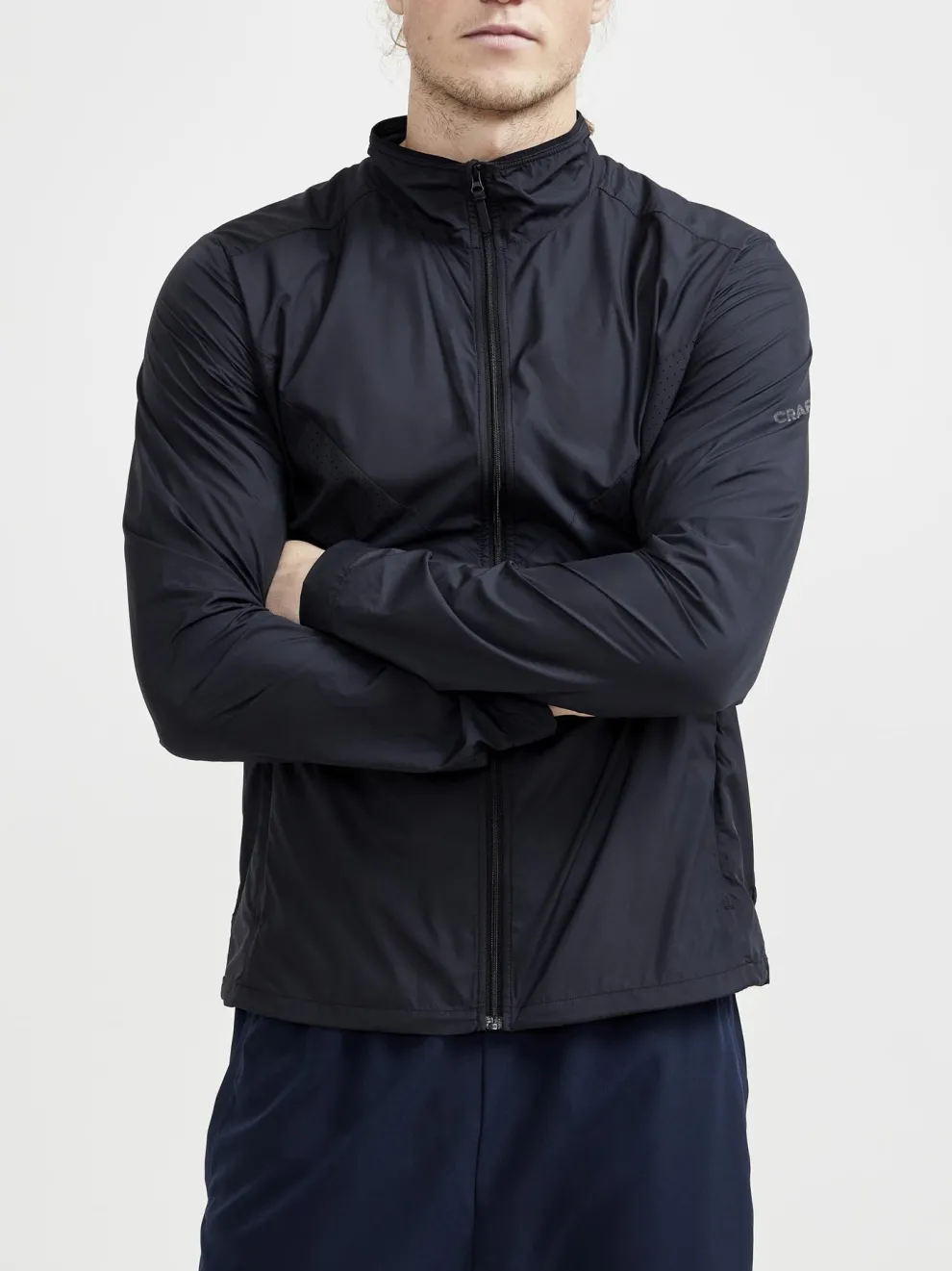 MEN'S ADV ESSENCE WIND JACKET - Black