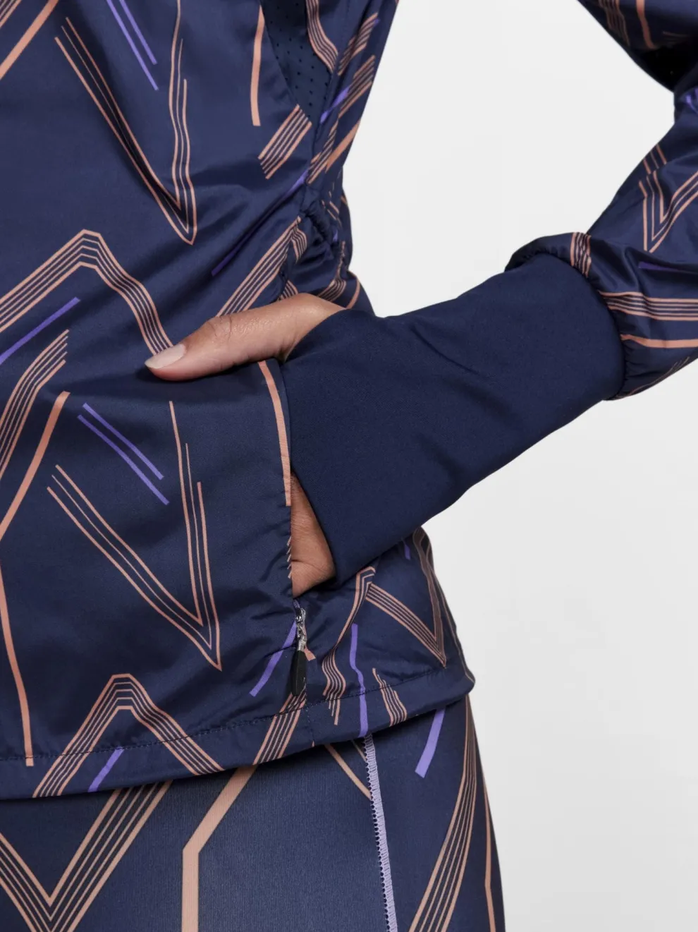 WOMEN'S ADV ESSENCE WIND JACKET - GLOW