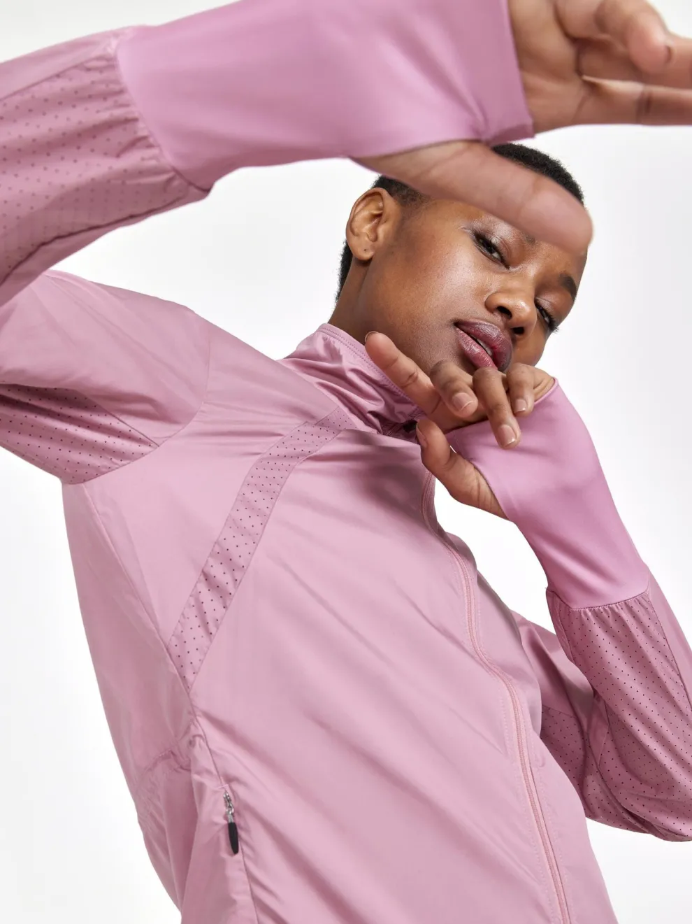 WOMEN'S ADV ESSENCE WIND JACKET - GLOW