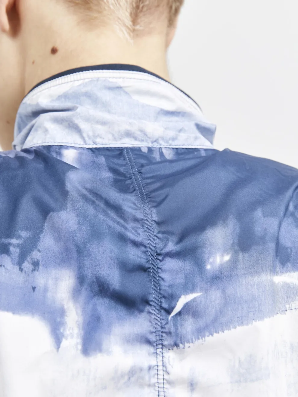 WOMEN'S ADV ESSENCE WIND JACKET - Flumino