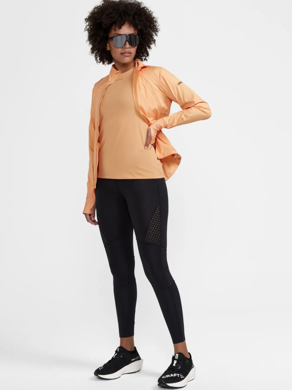 WOMENS ADV ESSENCE SS SLIM TEE