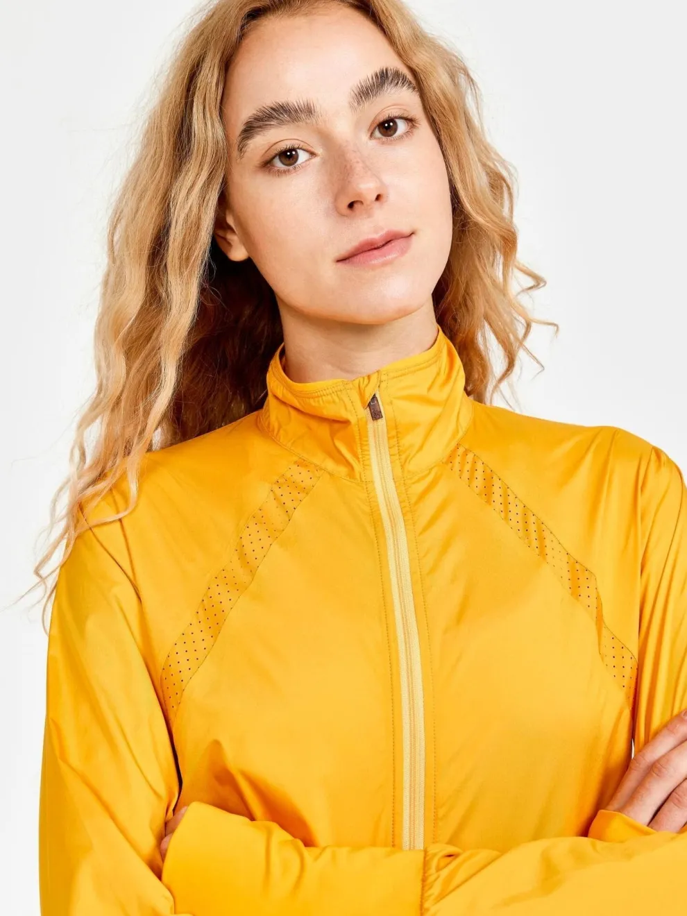 WOMEN'S ADV ESSENCE WIND JACKET - CALM