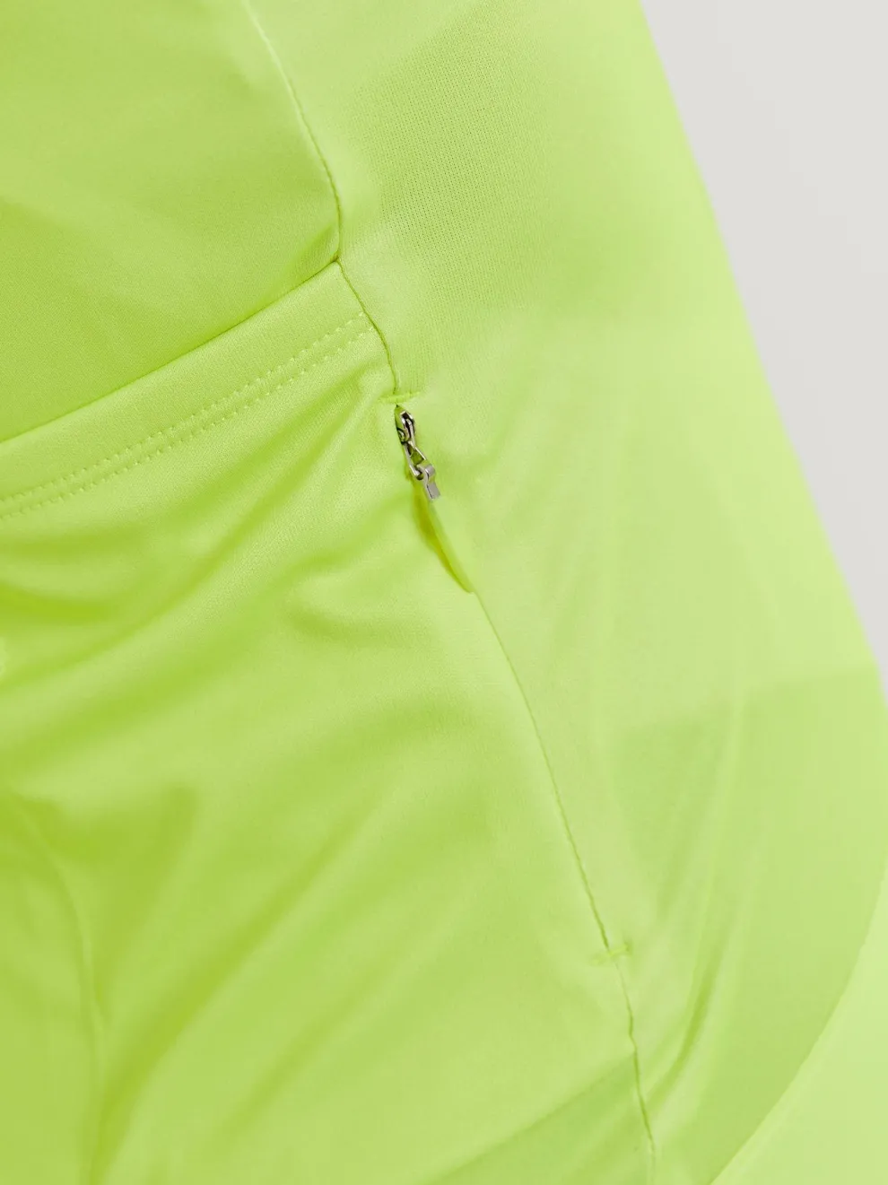 WOMEN'S ESSENCE CYCLING JERSEY - SNAP