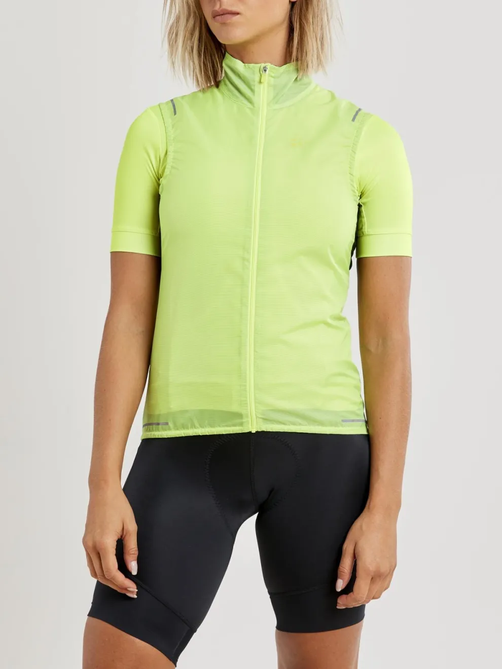 WOMEN'S ESSENCE LIGHT WIND CYCLING VEST - Flumino