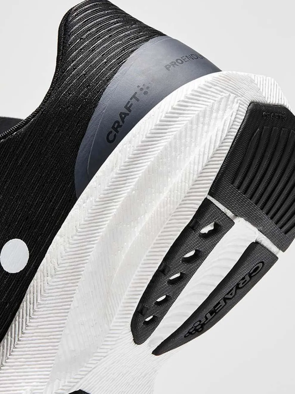 WOMEN'S PRO ENDUR DISTANCE